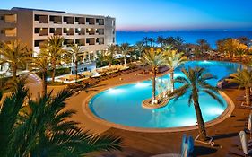 Hotel Rosa Beach  4*